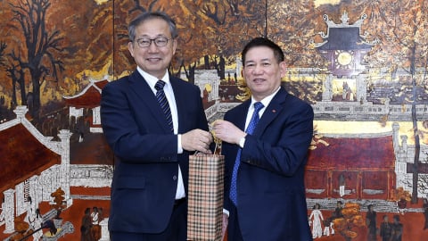 Bộ trưởng Bộ Tài chính Hồ Đức Phớc tiếp Đại sứ Nhật Bản Yamada Takior