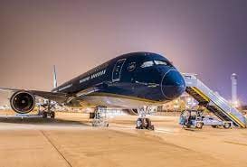 Tăng cường bay đêm, Vietnam Airlines nỗ lực ‘hạ nhiệt’ giá vé máy bay