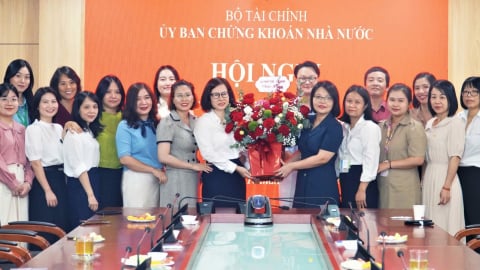 Ủy ban Chứng khoán Nhà nước bổ nhiệm Phó Vụ trưởng Vụ Pháp chế và Phó Cục trưởng Cục Công nghệ thông tin