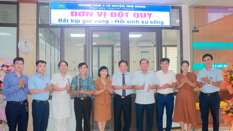 Trung tâm y tế huyện Tam Nông mang lại cơ hội cho người bệnh đột quỵ não